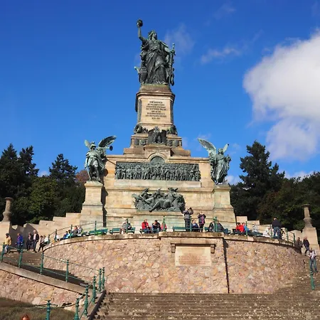 Weingut Stahl 3* 오베르베셀